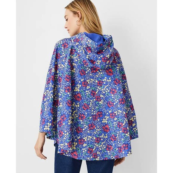 NEW Ann Taylor Floral Rain Poncho Blue Size XS/S - Picture 9 of 9